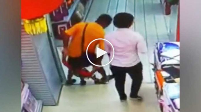 baba-cocugunun-uzerine-dusunce-oldurdu-video-izle