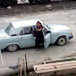 Bir arabaya kaç Rus işçi sığar?