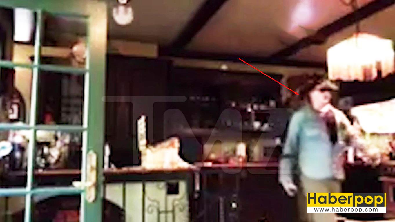 Johnny-Depp'in-mutfakta-gizli-çekilmiş-videosu-yayınlandı-videosu-izle