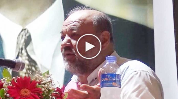 ihsan-eliacik-ben-de-dinin-ateistiyim-videosu-izle