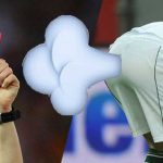 Sahada gaz çıkaran futbolcu kırmızı kart gördü